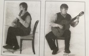 نشستن در گیتار کلاسیک