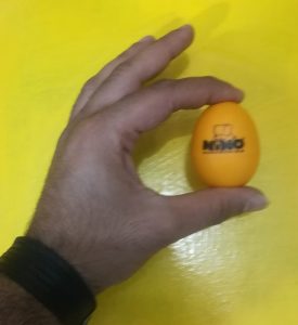 روش اول نواختن شیکر