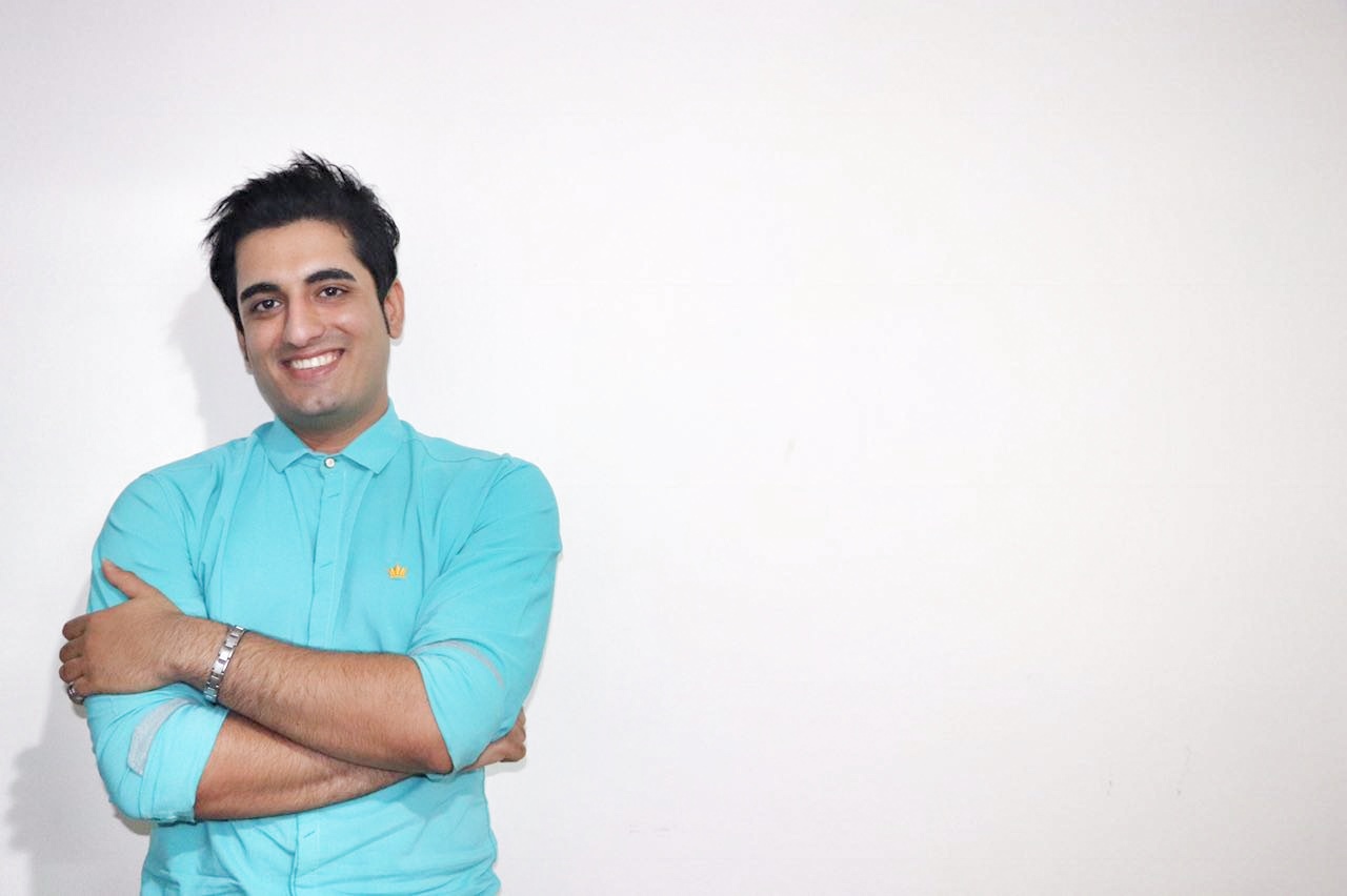 نقدی بر روز هنرمند