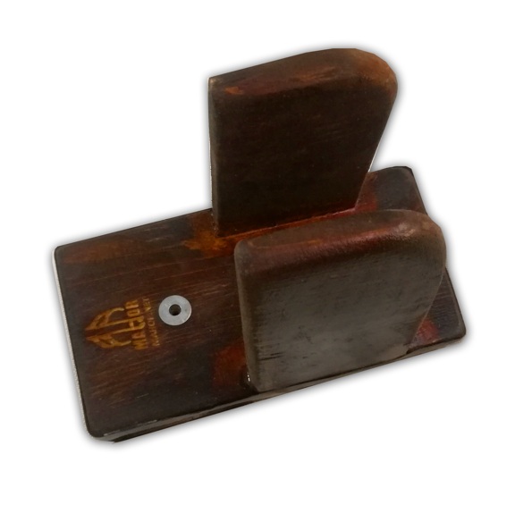 پایه گیتار دیواری چوبی ماهور2